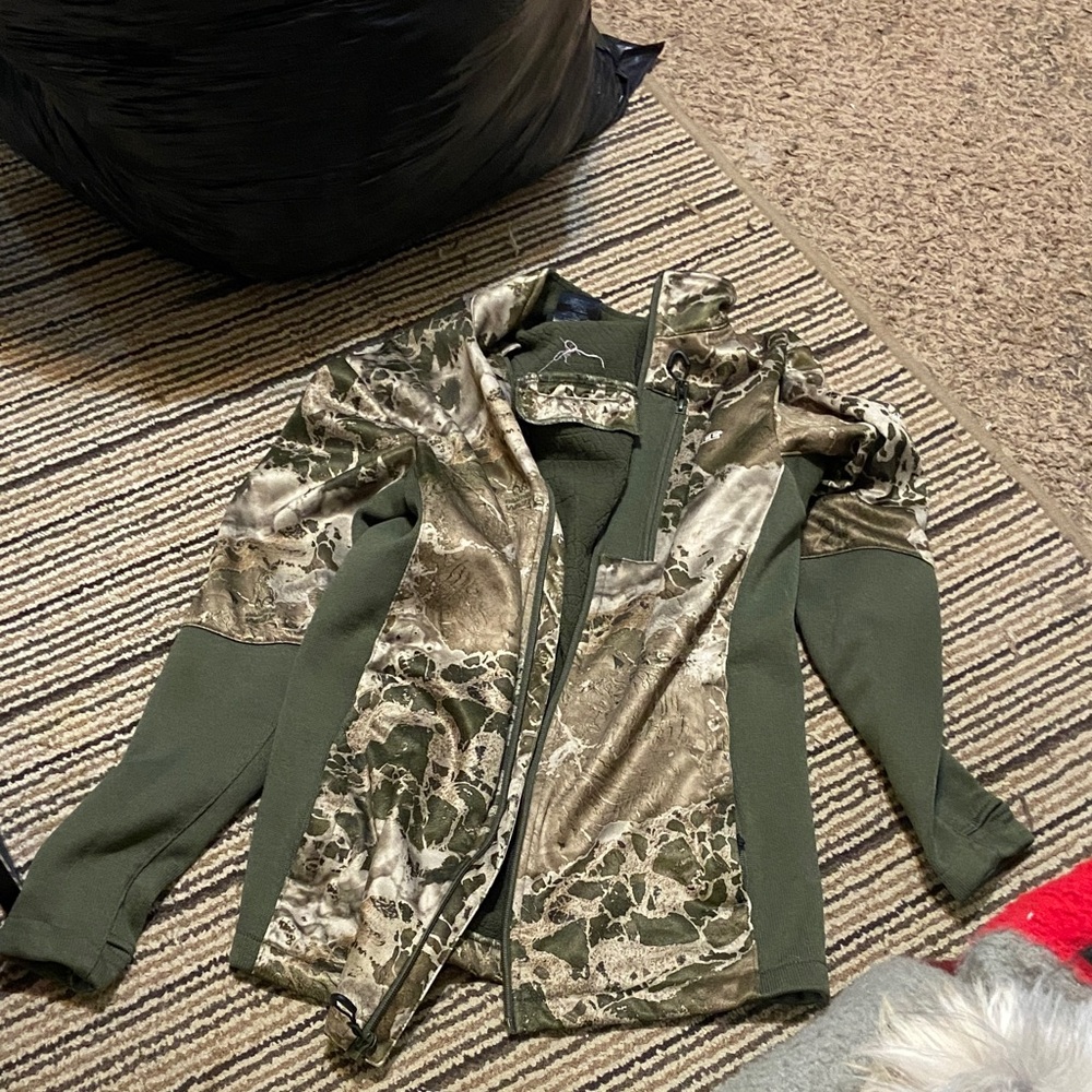 Realtree Men’s Green and Brown hunting Jacket